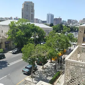 Between 28may Metro Station And National Boulevard Seaside Park Апартаменты Баку